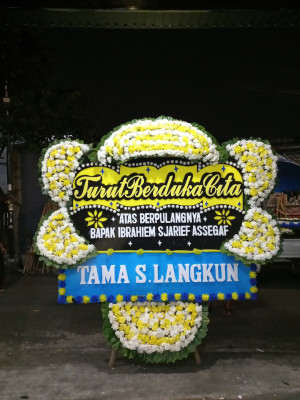Papan Bunga Duka di Luwuk
